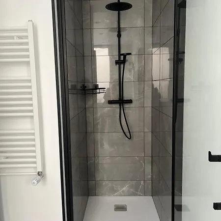 Apartment Bel T2 Proche De Paris Et La Defense
